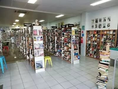 beautiful-bundaberg-book-shop-for-reluctant-sale-big-4