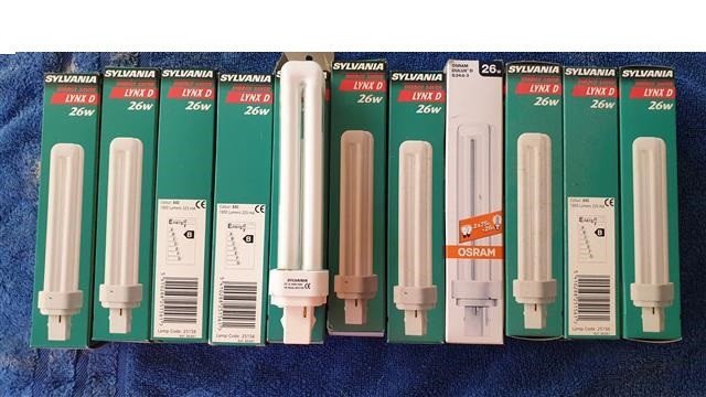 compact-fluorescent-tubes-11-off-osram-g24d3-base-26w-840-colour-temperature-big-0