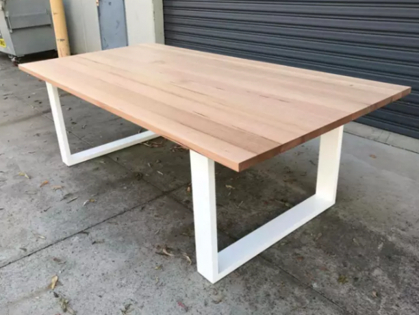 solid-tassie-oak-hardwood-timber-fairmont-dining-table-big-1