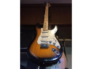 Beautiful 80's Stratocaster / Concise Blast